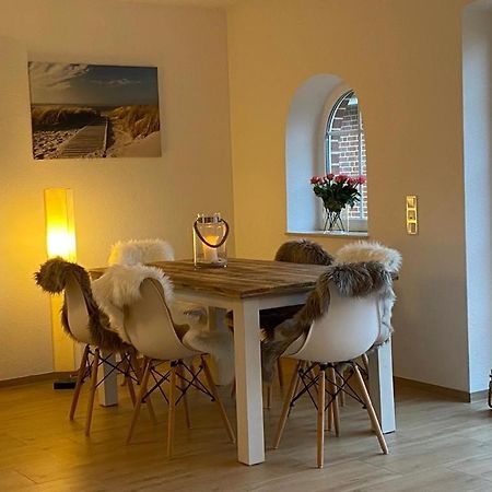 Villa Luettje Friesenhuus à Greetsiel Extérieur photo